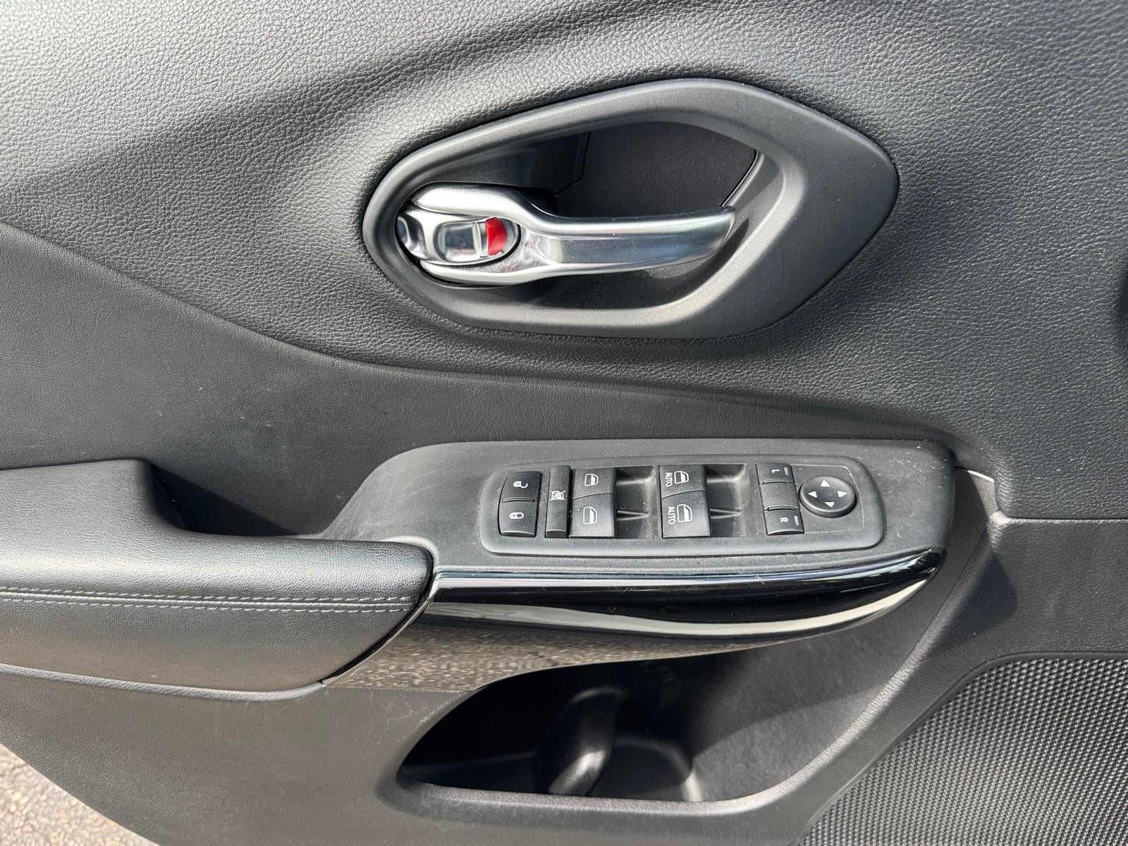 2019 Jeep Cherokee Altitude