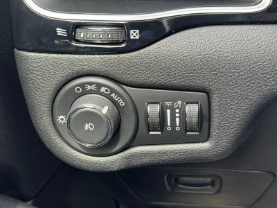 2019 Jeep Cherokee Altitude
