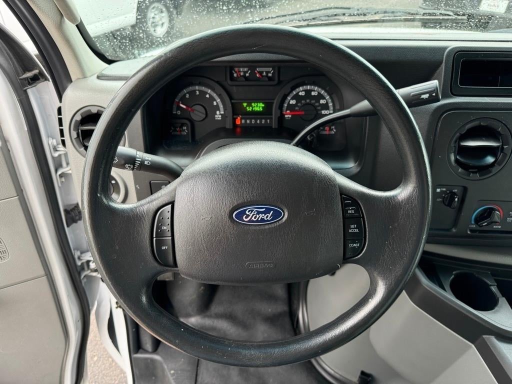 2018 Ford E-Series Cutaway Base