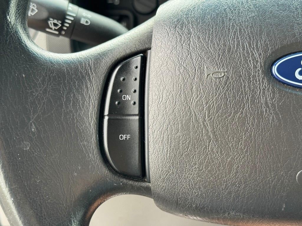 2018 Ford E-Series Cutaway Base