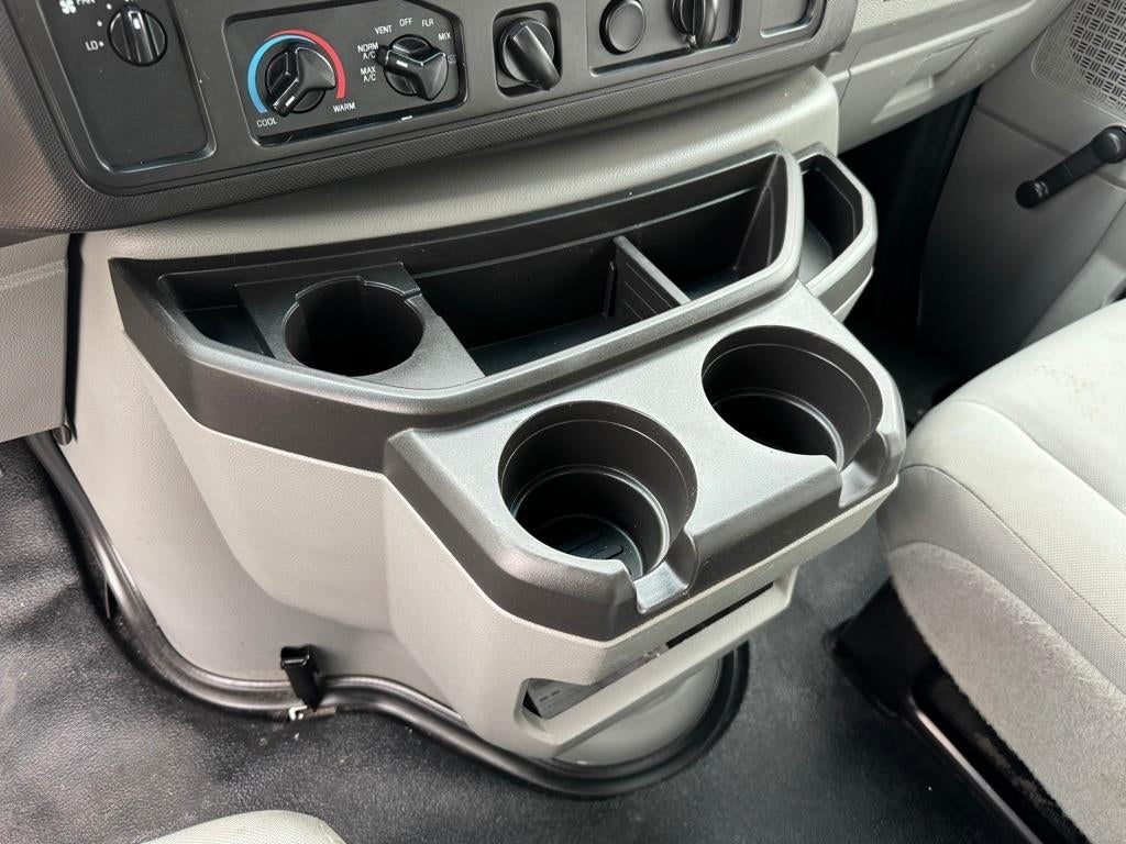 2018 Ford E-Series Cutaway Base