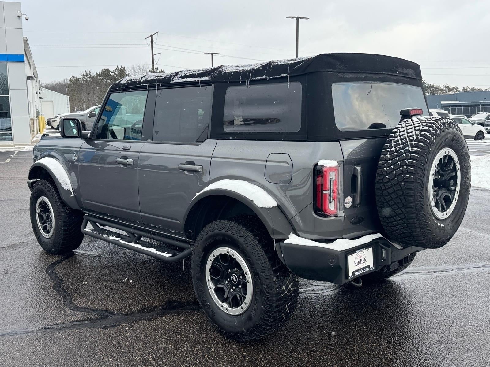 2023 Ford Bronco Base