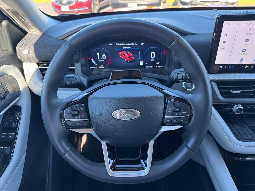 2025 Ford Explorer Platinum