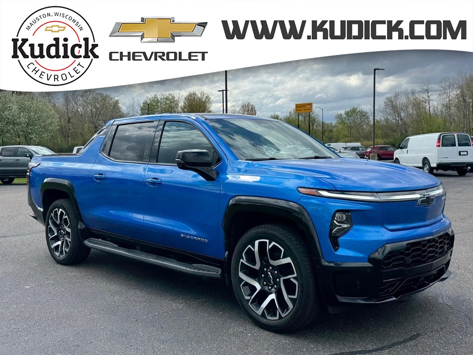 2025 Chevrolet Silverado EV RST Max Range's photo