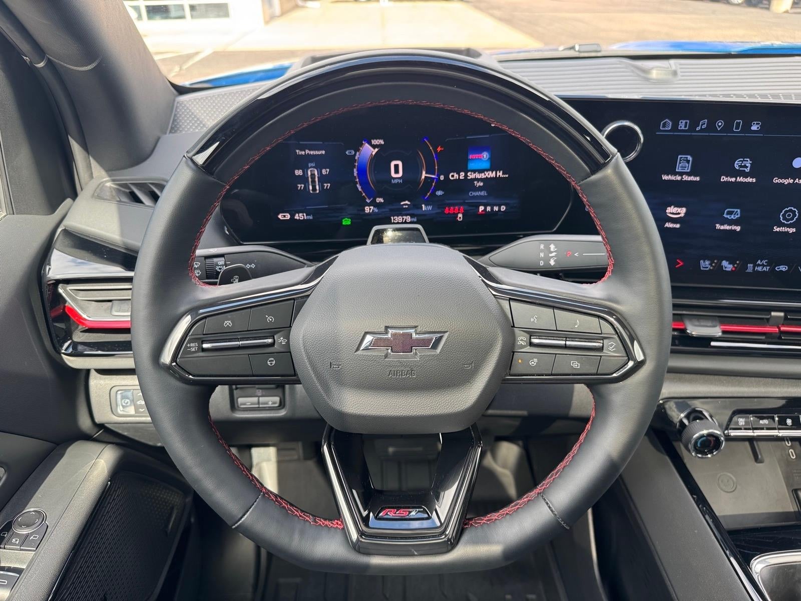 2025 Chevrolet Silverado EV RST - Max Range