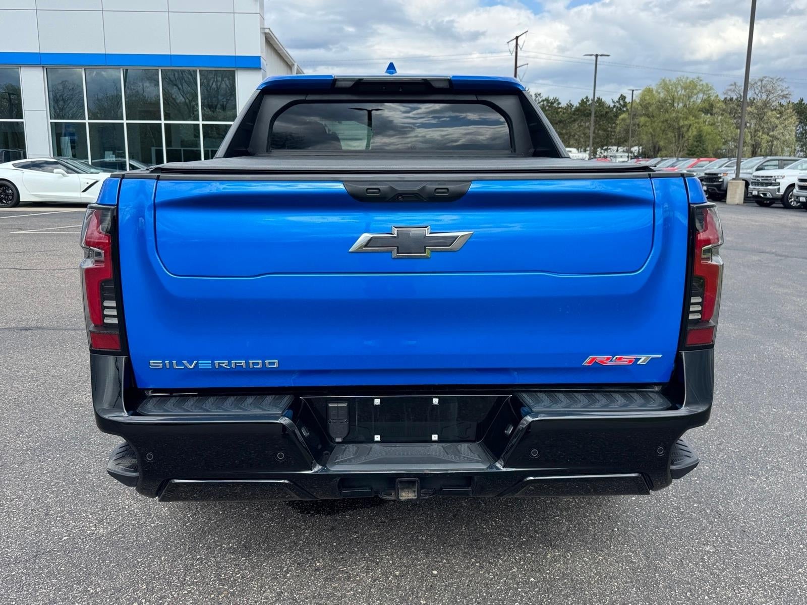 2025 Chevrolet Silverado EV RST - Max Range