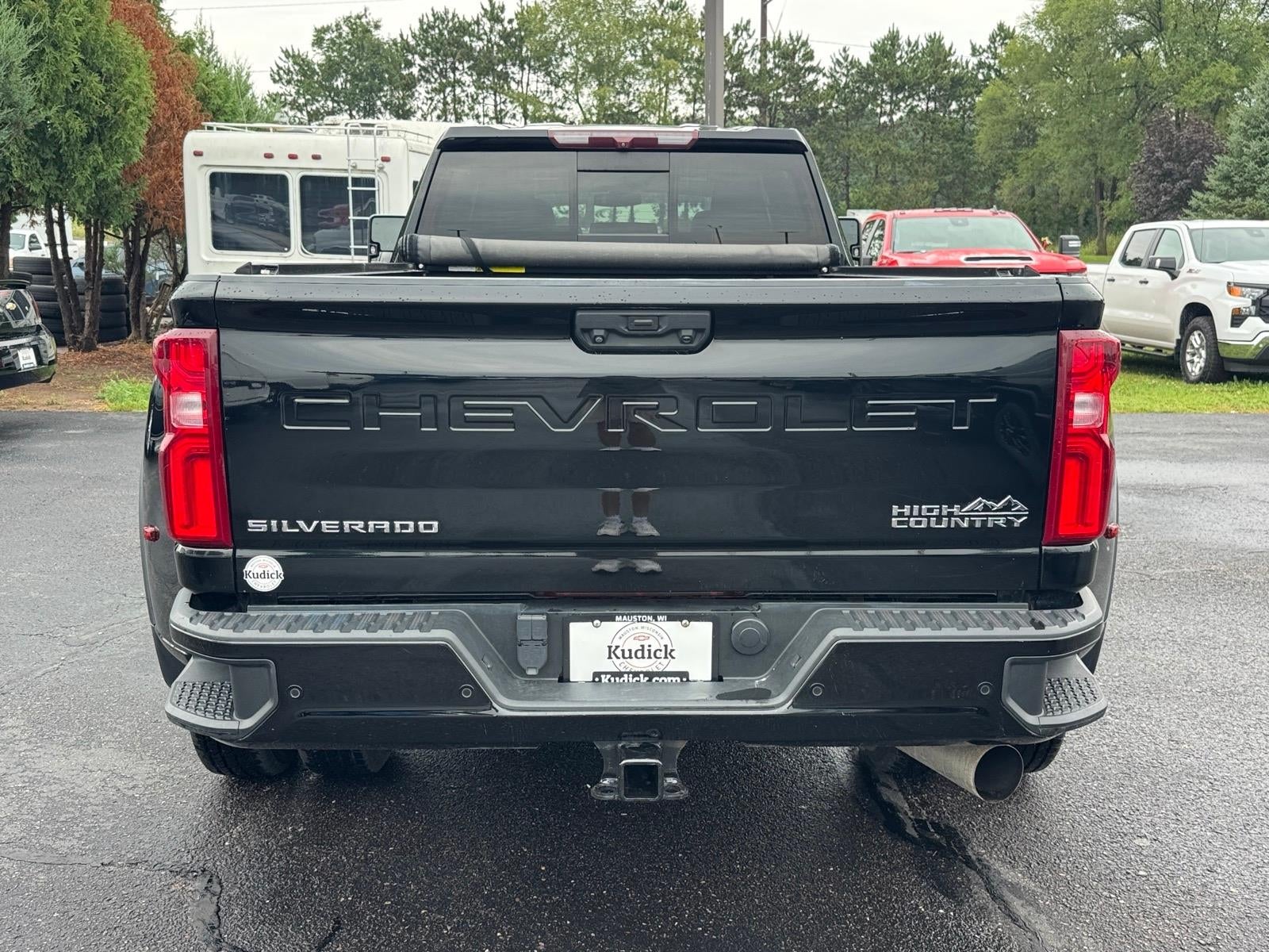 2022 Chevrolet Silverado 3500 HD High Country DRW