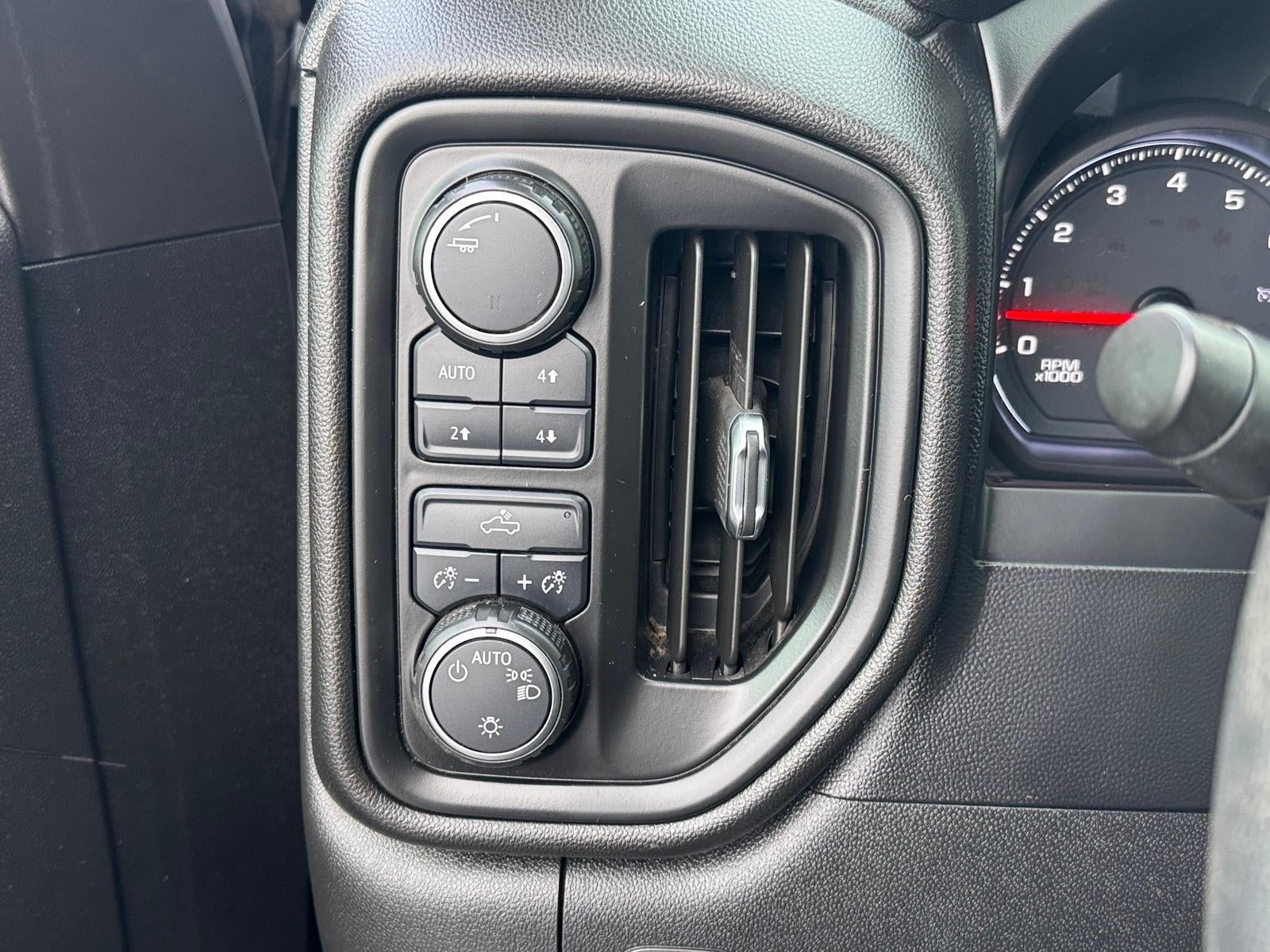 2020 Chevrolet Silverado 1500 Custom Trail Boss