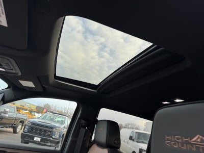 2025 Chevrolet Silverado 1500 High Country