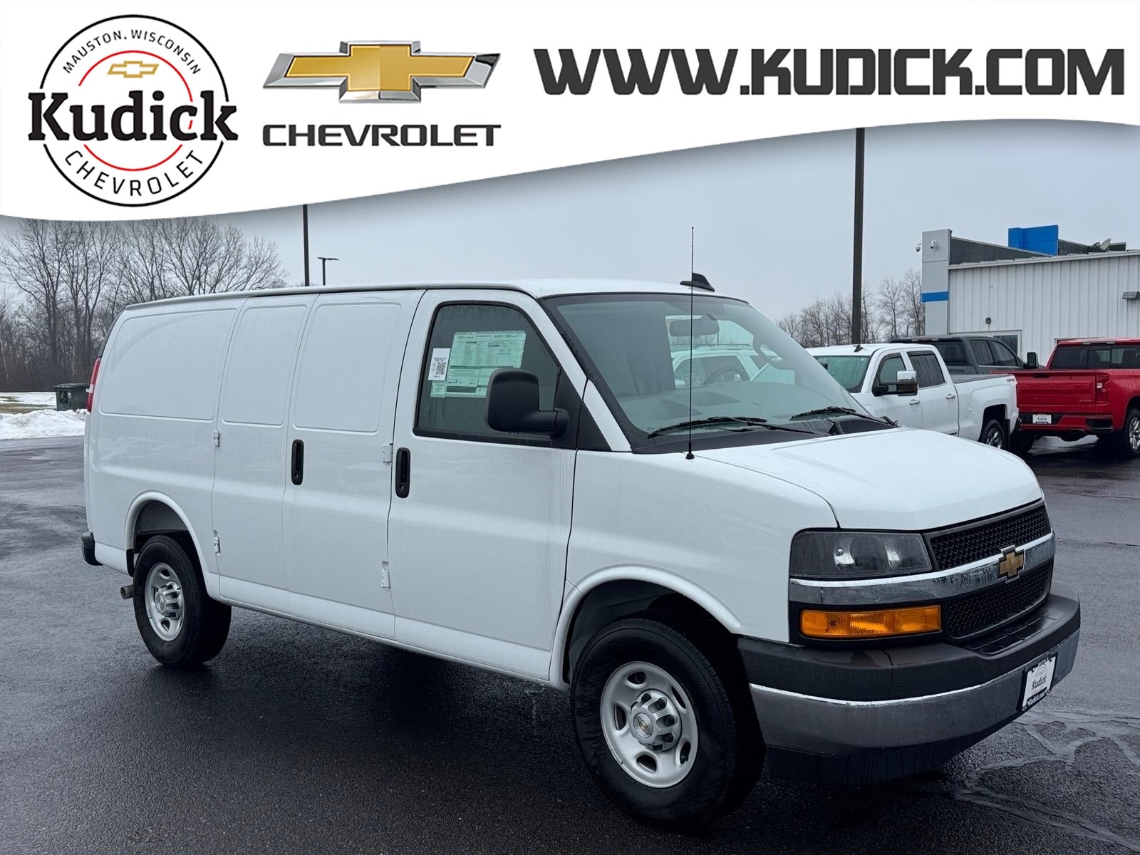 2025 Chevrolet Express Cargo 2500 WT