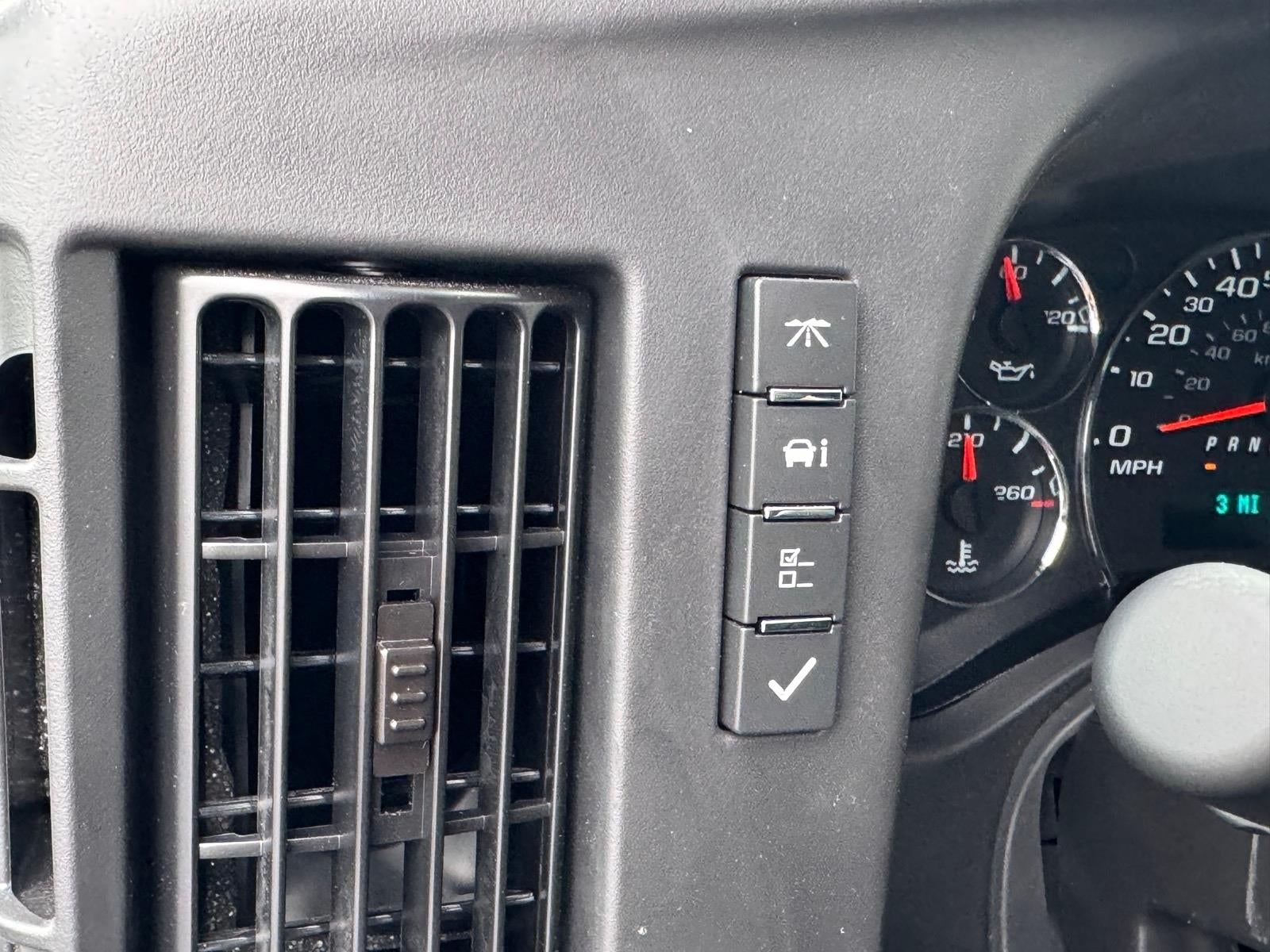 2025 Chevrolet Express Cargo 2500 WT