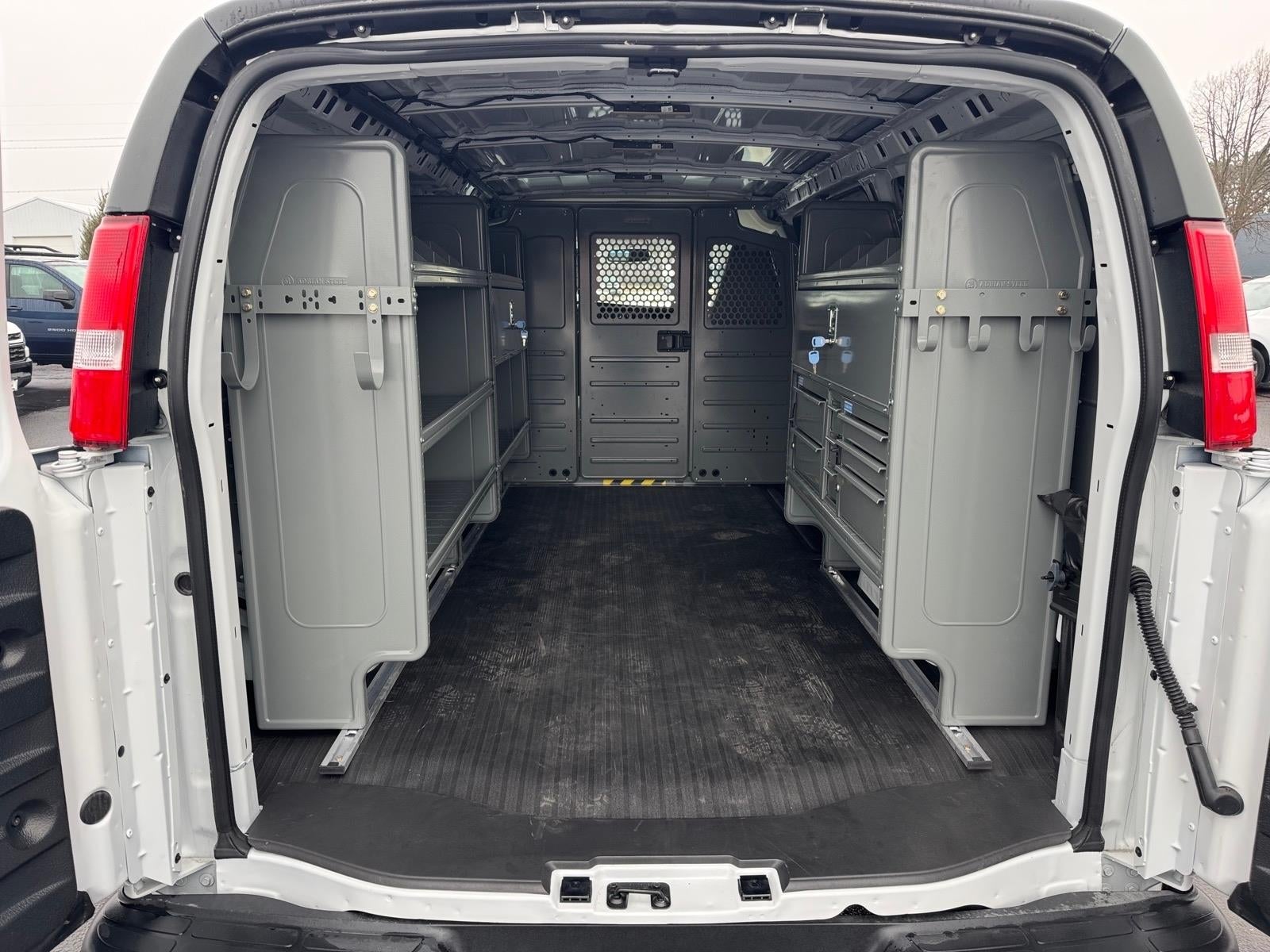 2025 Chevrolet Express Cargo 2500 WT