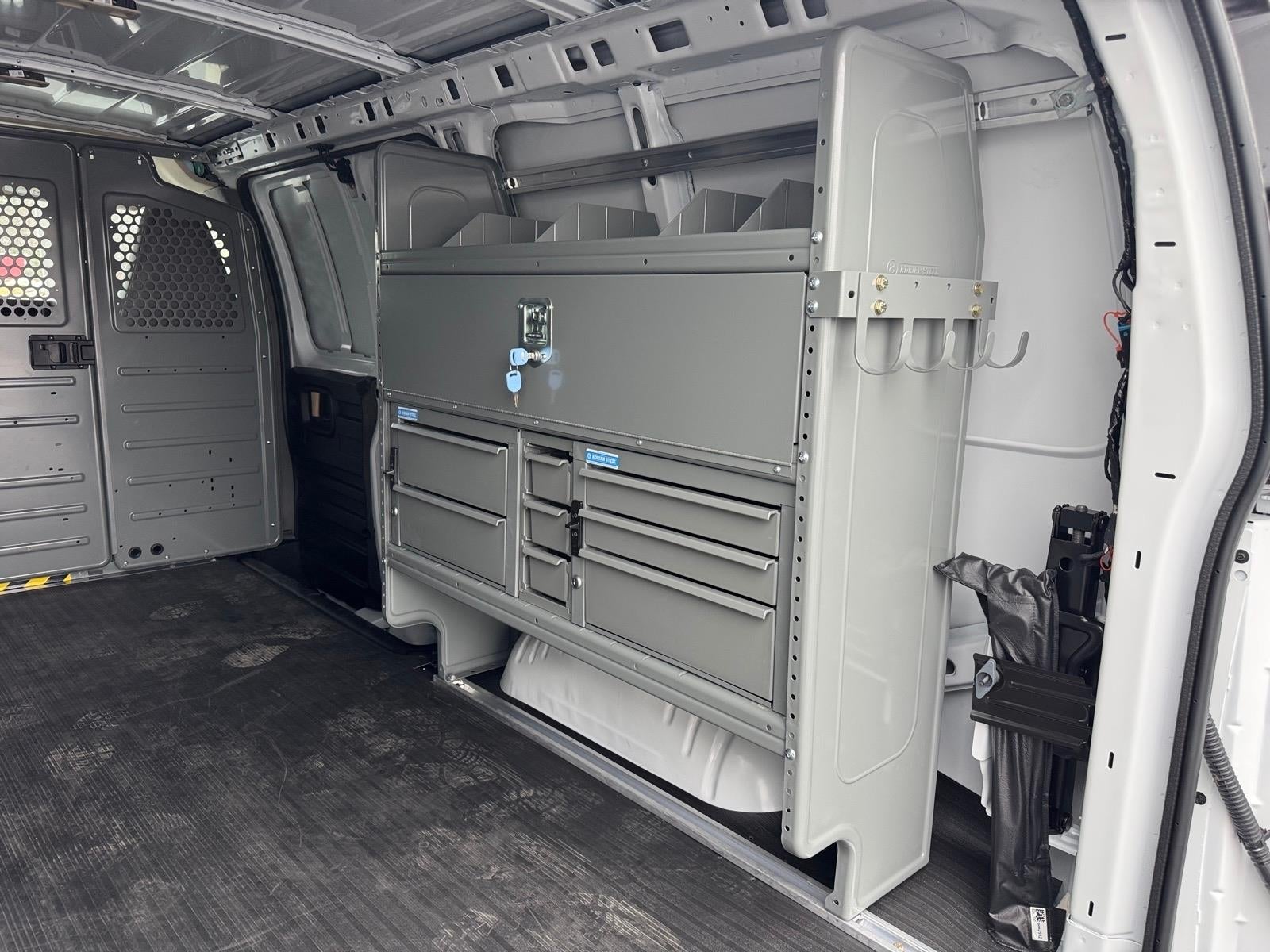 2025 Chevrolet Express Cargo 2500 WT