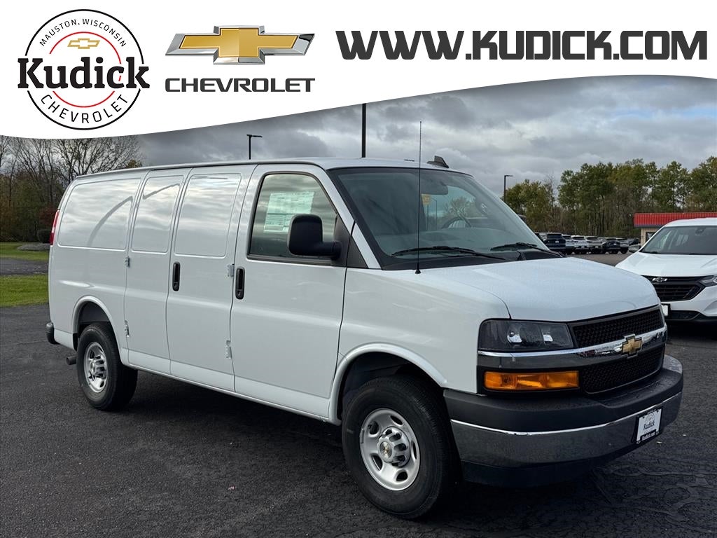 2025 Chevrolet Express Cargo 2500 WT