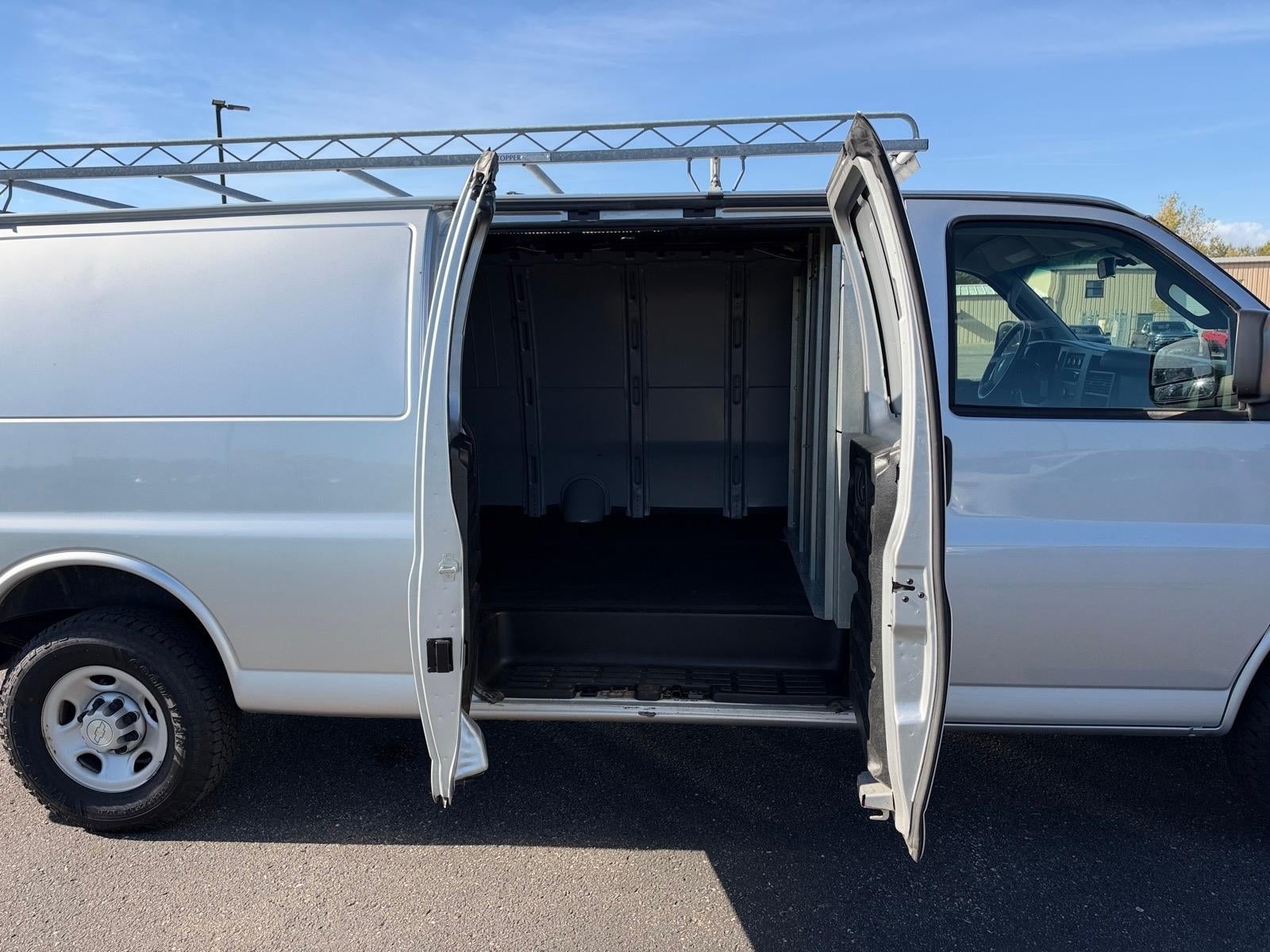 2021 Chevrolet Express Cargo 2500 RWD 2500 Extended Wheelbase WT