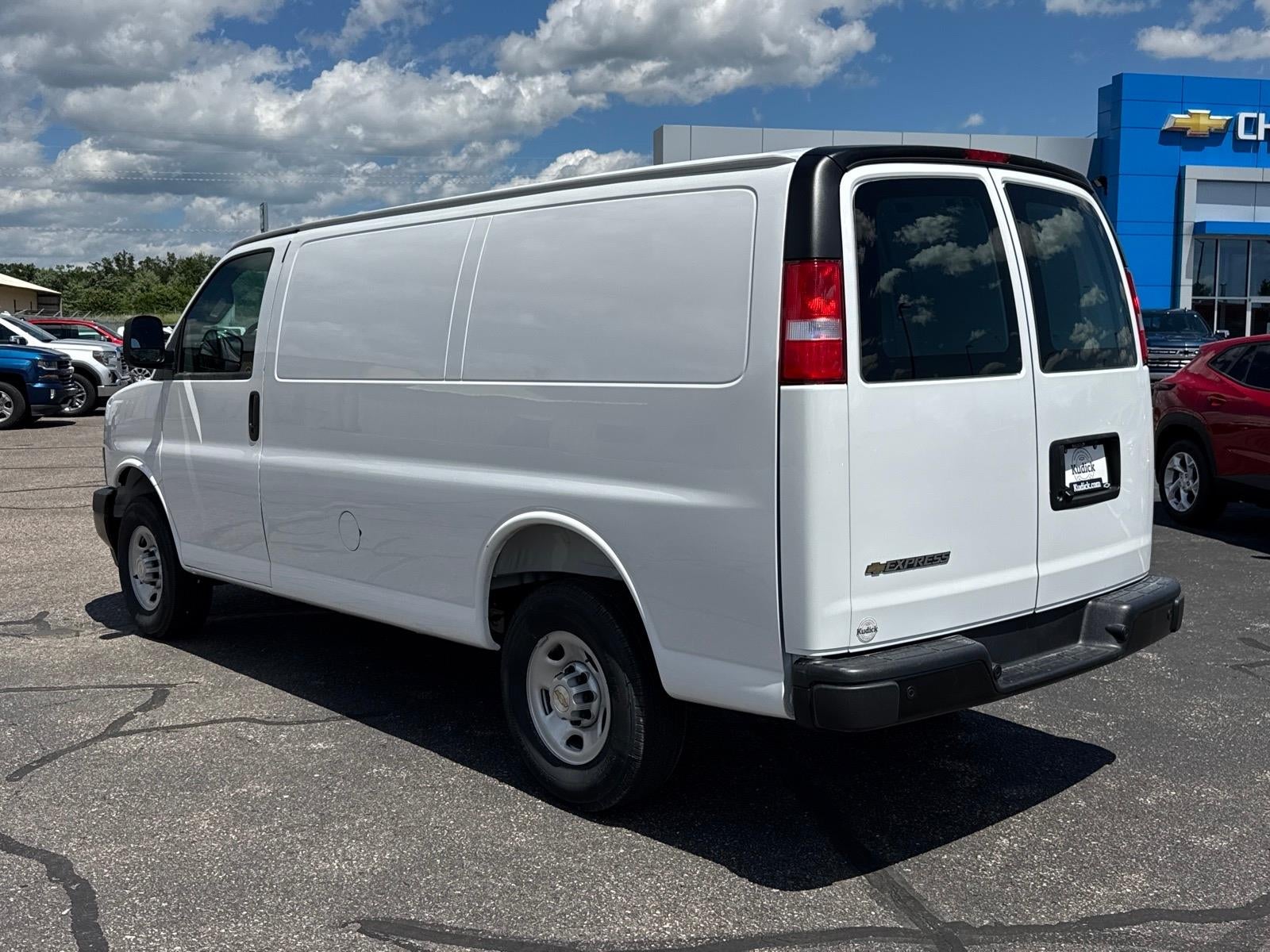 2026 Chevrolet Express Cargo WT