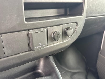 2022 Chevrolet Express Cargo 3500 WT