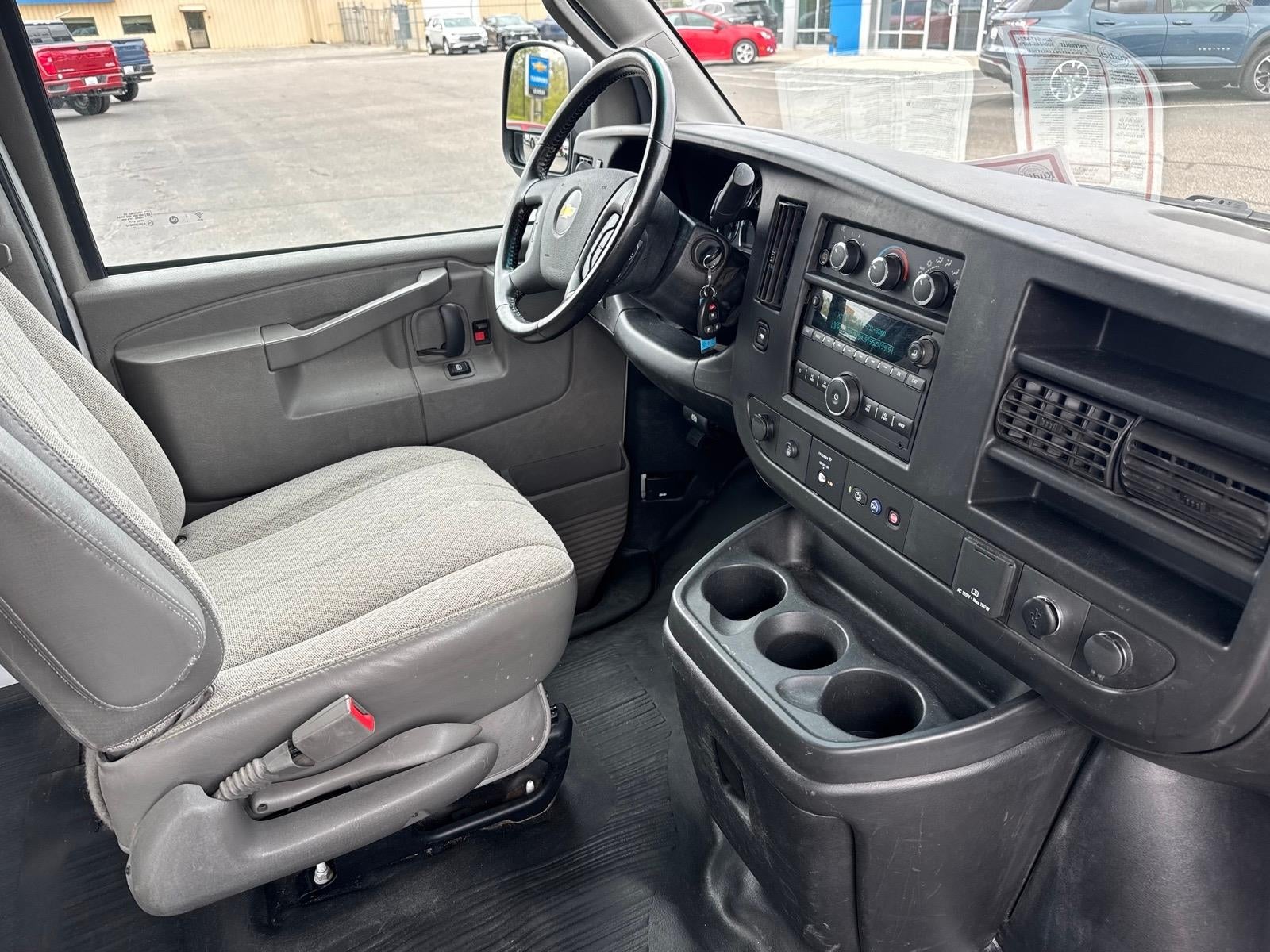 2022 Chevrolet Express Cargo 3500 WT