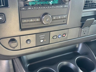 2025 Chevrolet Express Cargo 3500 WT