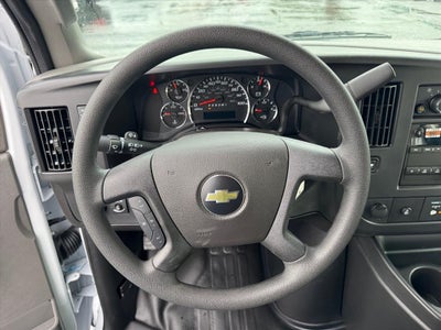 2025 Chevrolet Express Cargo 3500 WT