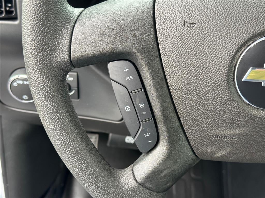 2025 Chevrolet Express Cargo 3500 WT