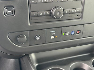 2025 Chevrolet Express Cargo 3500 WT