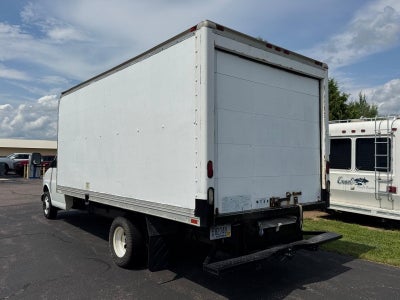 2001 GMC Savana Cutaway 3500 Base