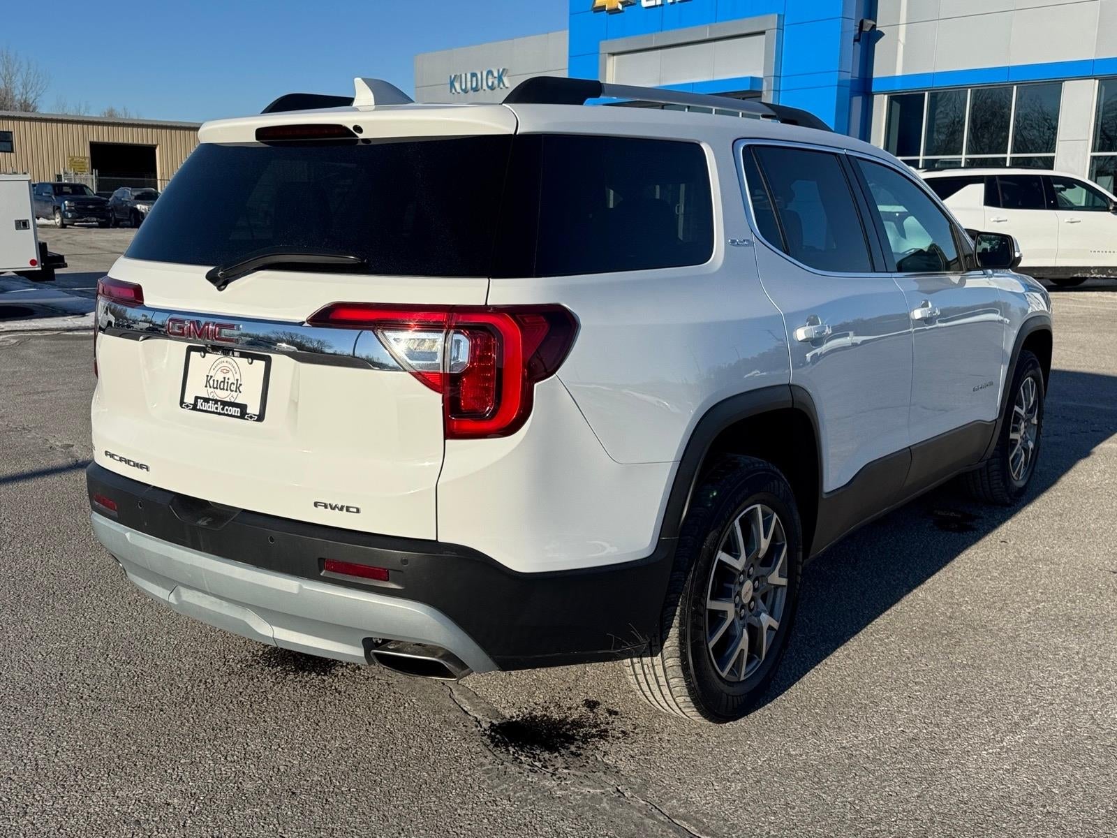 2021 GMC Acadia SLT