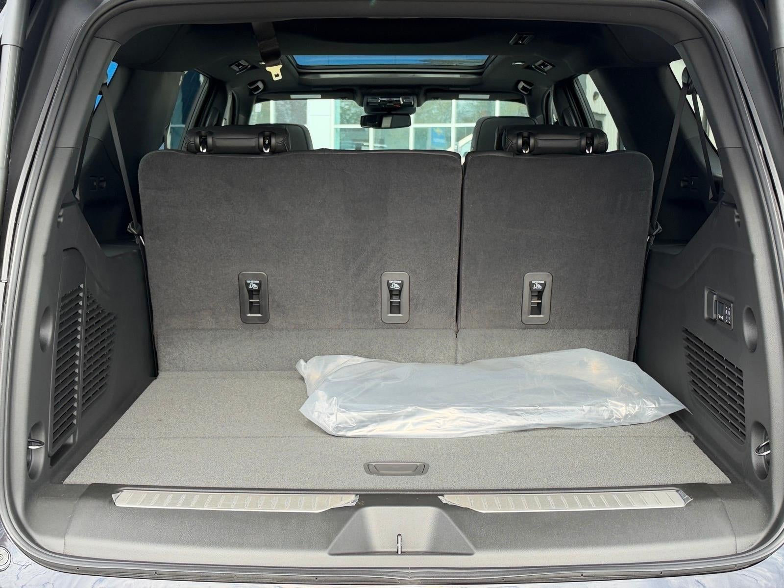 2027 Chevrolet Suburban RST