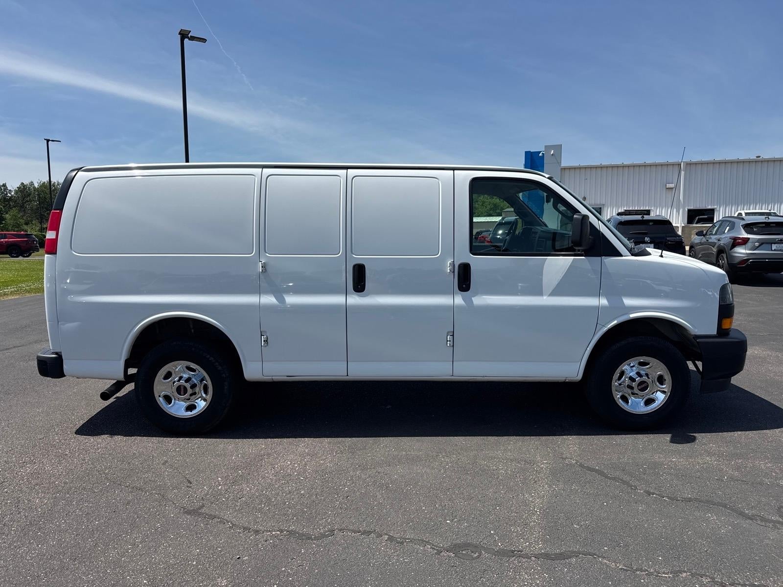 2019 GMC Savana Cargo 2500 Work Van