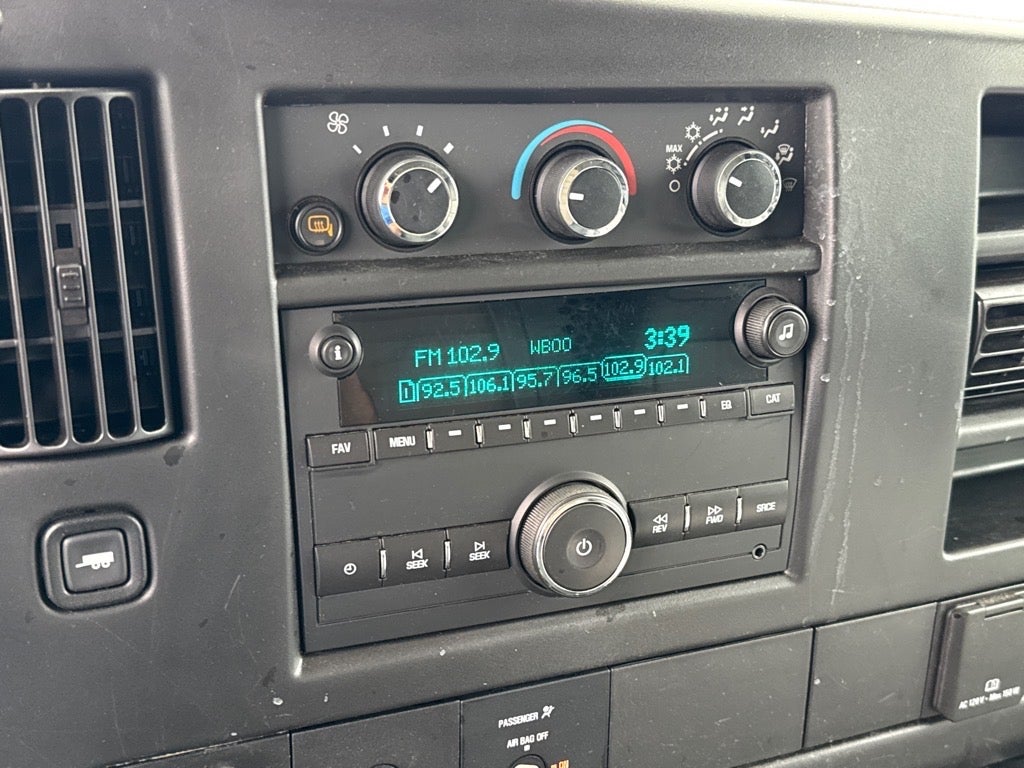 2016 GMC Savana Cargo 3500 Base