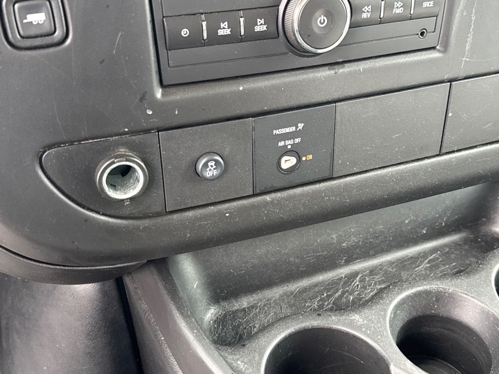 2016 GMC Savana Cargo 3500 Base