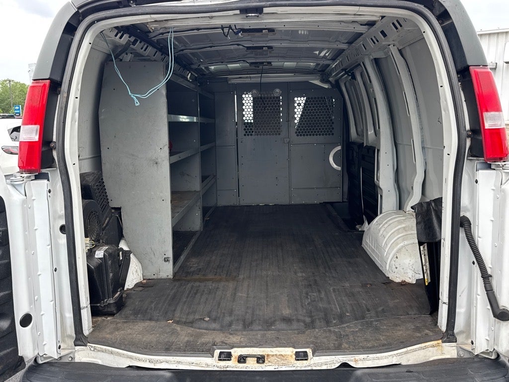 2016 GMC Savana Cargo 3500 Base