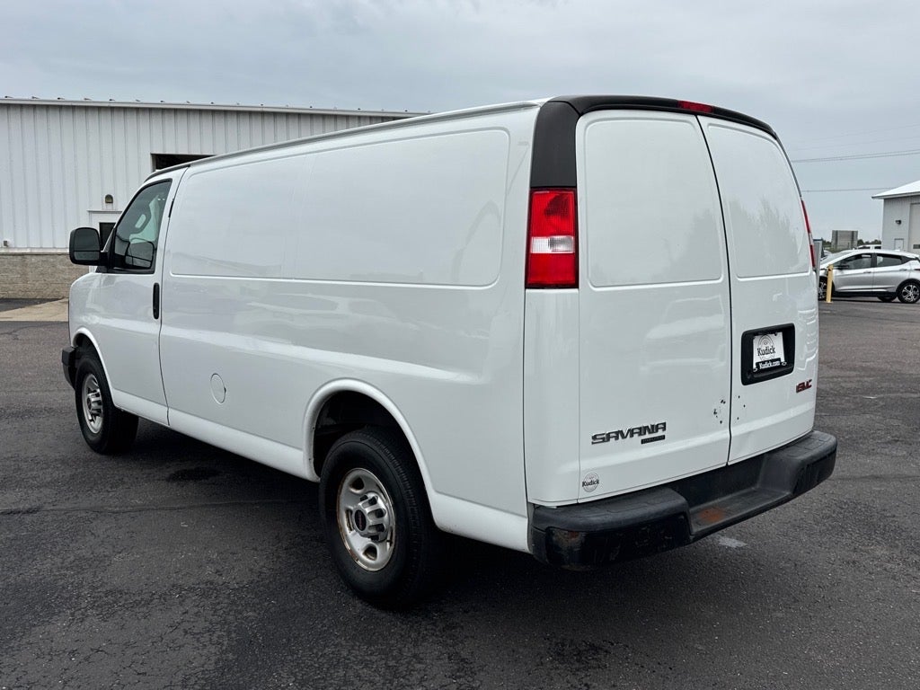 2016 GMC Savana Cargo 3500 Base