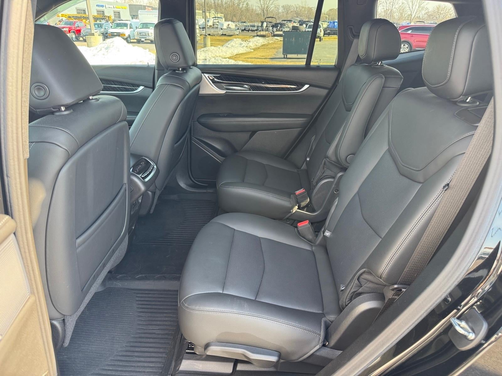 2023 Cadillac XT6 Premium Luxury