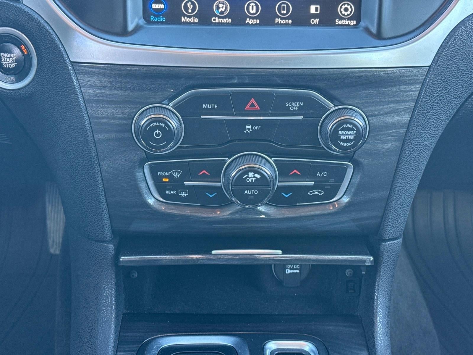 2018 Chrysler 300 Touring