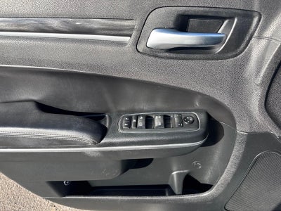 2018 Chrysler 300 Touring