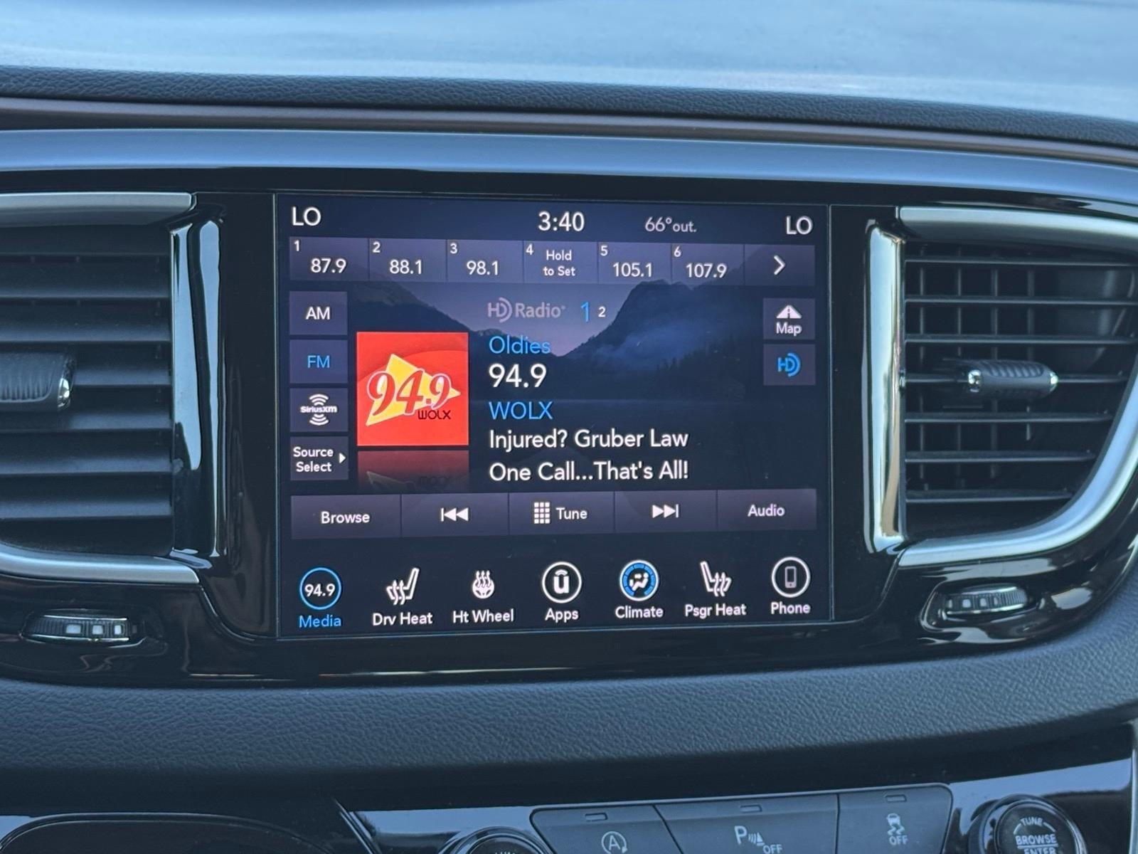 2019 Chrysler Pacifica Touring L