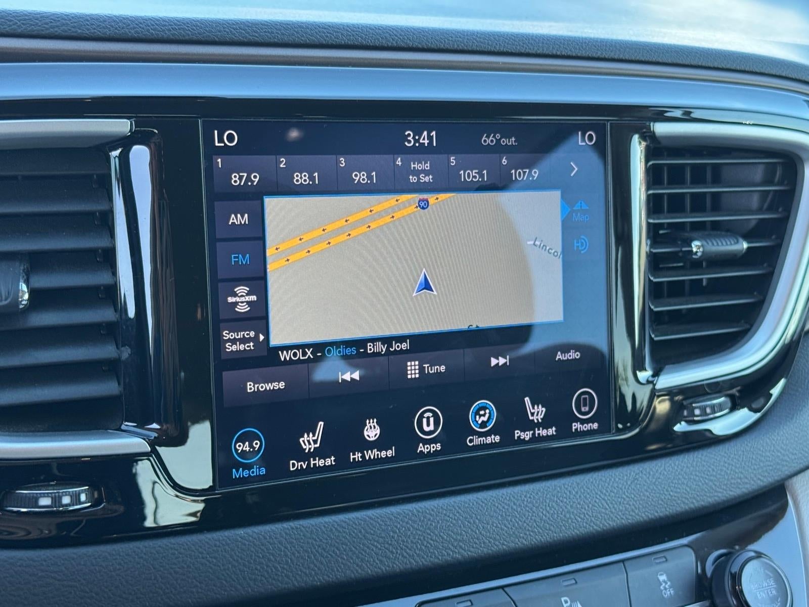 2019 Chrysler Pacifica Touring L