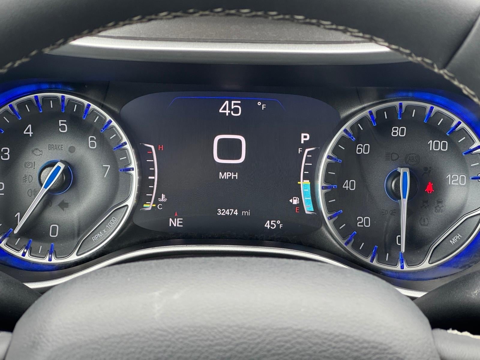 2025 Chrysler Pacifica Select
