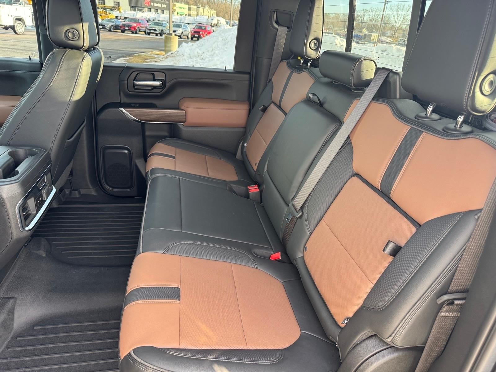 2023 Chevrolet Silverado 3500 HD High Country