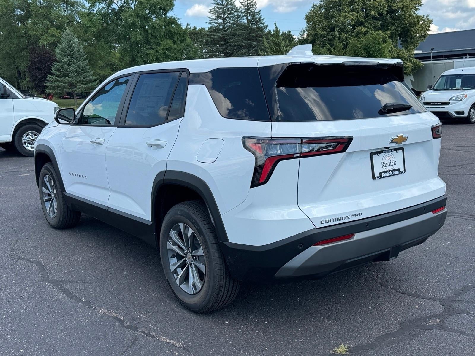 2027 Chevrolet Equinox LT
