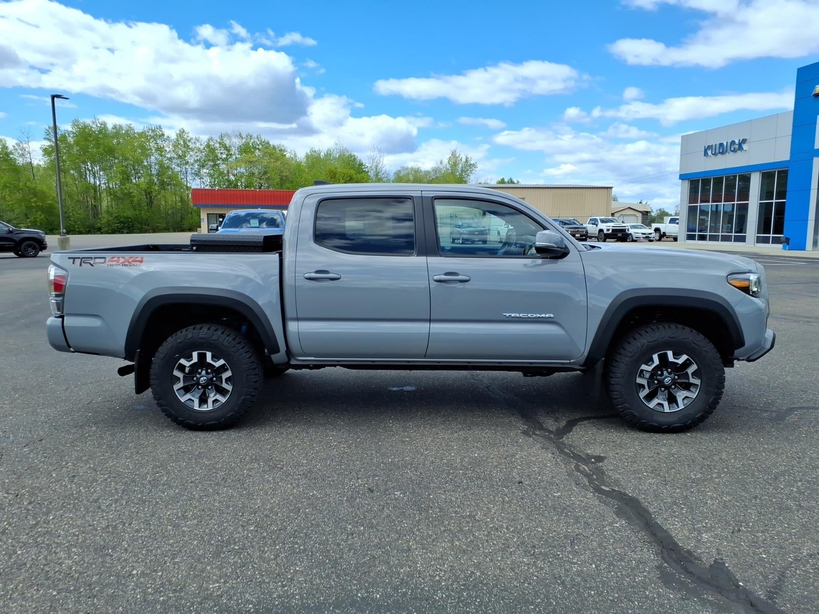 2021 Toyota Tacoma 4WD TRD OFF ROAD