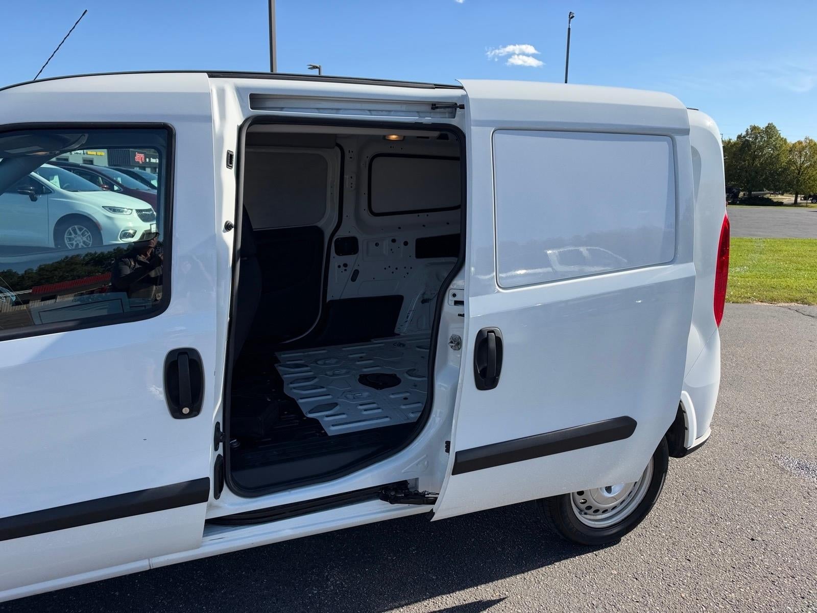 2022 RAM ProMaster City Cargo Van Tradesman